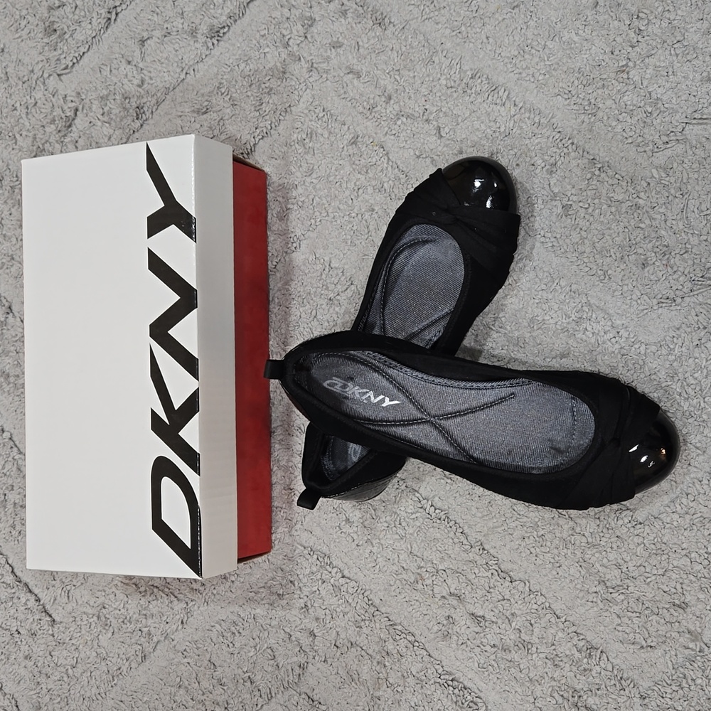 DKNY Black Ballet Flats with Patent Toe